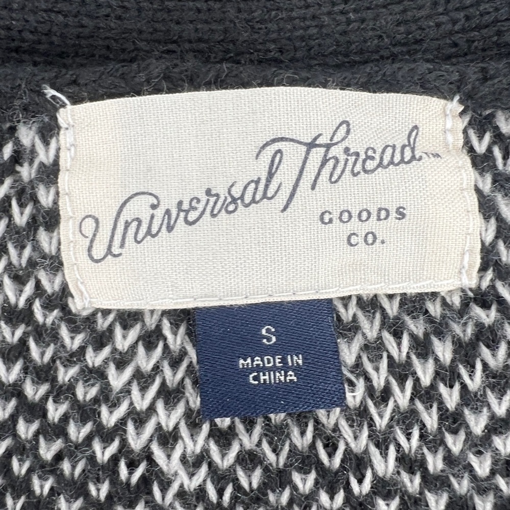 Universal Thread Black White Cheetah Print Cardigan Sweater Size Small Women’s - Picture 2 of 5